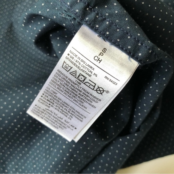 Old Navy the Signature Fit Blue Polka Dot Shirt - Picture 7 of 7